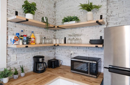 Jersey City Apartment | Skyline Views 3BR - Manhattan at Your Doorstep