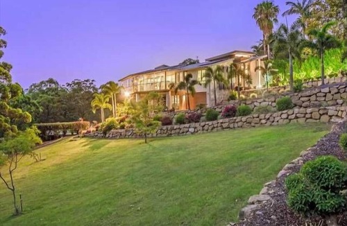 Worongary House | Skyline views and tranquility