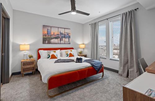 West End Apartment | Skyline Views & PoolMins to Vanderbilt