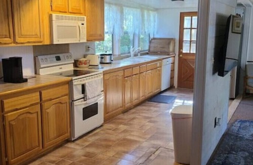 San Lorenzo House | SkyView at Lake Roberts getaway