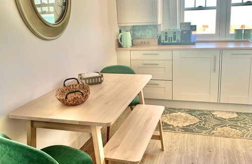 Eastbourne Seafront Apartment | SkyView Eastbourne - Amazing Views