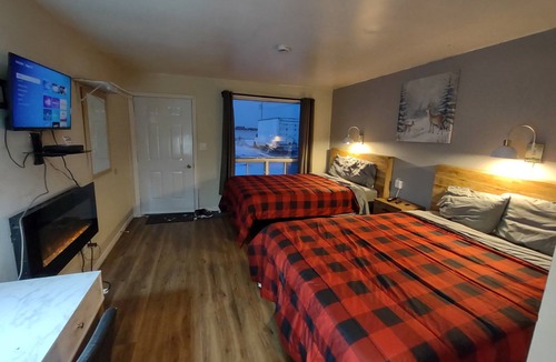 Melancthon Hotel | Skyview Motel