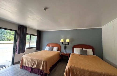 Prairie du Sac Hotel | Skyview Motel