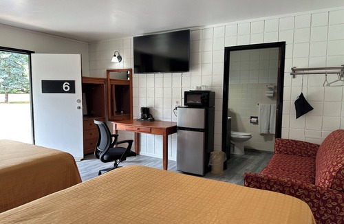 Prairie du Sac Hotel | Skyview Motel