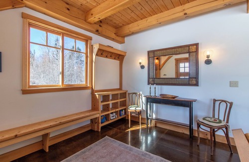 Orleans Cabin | Skyview mountain cabin: comfortable interior, amazing views