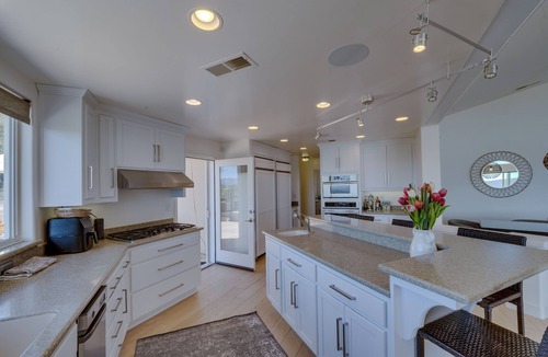 Bradley House | Skyview Ranch at Lake Nacimiento, Across from the Marina!