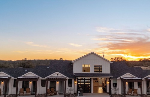 Paluxy Villa | Skyview Ranch King Villa W/Sleeper