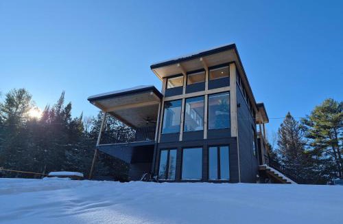 Blue Sea Ski Chalet | Skyville