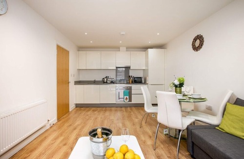 Grange Apartment | Skyvillion - Tower Point Enfield 2Bed w/Balcony
