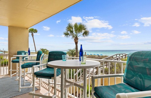 Fort Walton Beach Condo | SL 101: Sugary Sands - Cute and Cozy with Beautiful Upgrades!