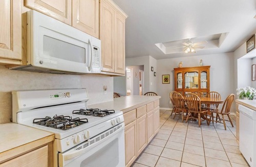 Llano House | Slab Road Hill Country Escape!