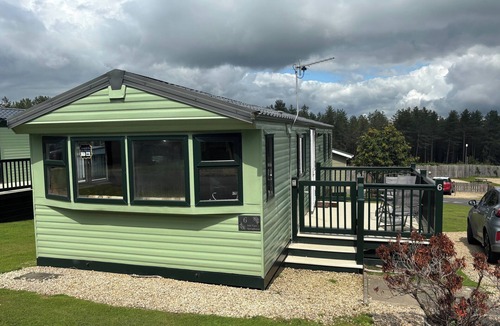 Hexham Cabin | Slaley Forest - Caravan - Sleeps 6 - Pets Allowed