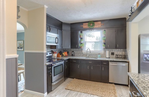 Annville House | Slammin' Gameroom, Hot Tub & Firepit 15 Mins To Hershey