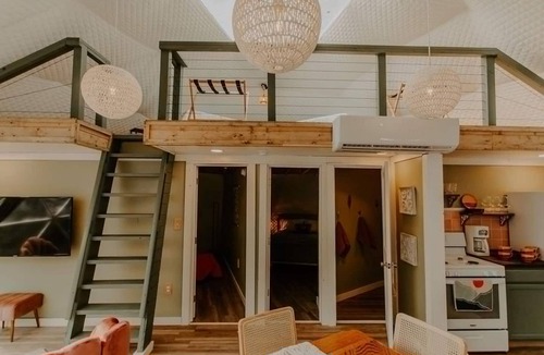 Cosby House | Slate Crossing Creekside Dome