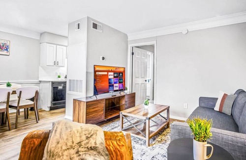Brentwood Apartment | Sleek 1BD Retreat Only 10 Minutes to Downtown Austin