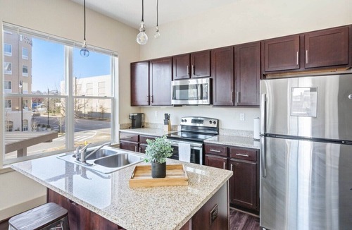 Montgomery Apartment | Sleek 1BR Stay | City Comfort + WiFi