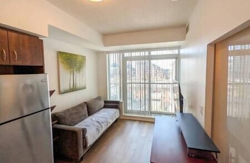 Liberty Village Condo | Sleek 1BR Suite in Liberty Village w/Full Gym