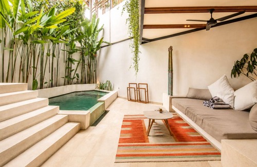 Pererenan Villa | Sleek 2-BR Art Deco Villa, 800m to the Beach