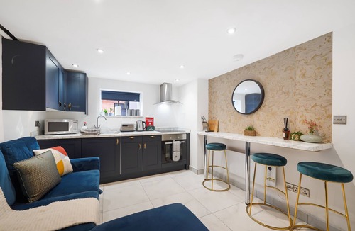 Castleford Apartment | Sleek and Stylish Yorkshire Gem