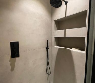 Battersea Apartment | Sleek & Central 1BD Flat - Battersea Park