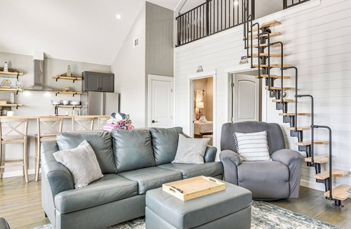 Crystal Beach Cottage | Sleek Home w/Community Perks on Bolivar Peninsula