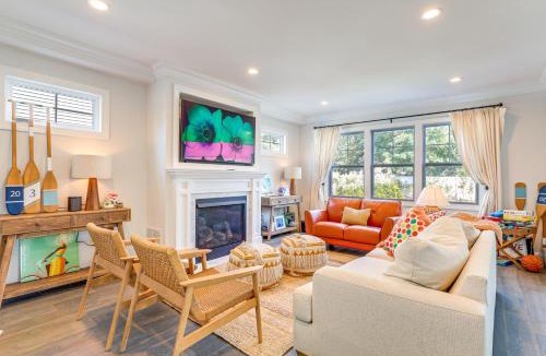 Long Branch House | Sleek Long Branch Vacation Rental w/Pool + Patio!