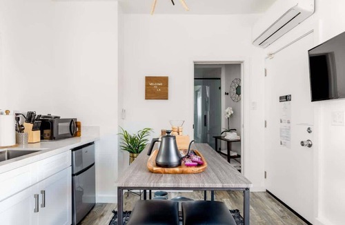 Ladera Heights Apartment | Sleek Luxury Studio with Patio, LAX & Beach Access