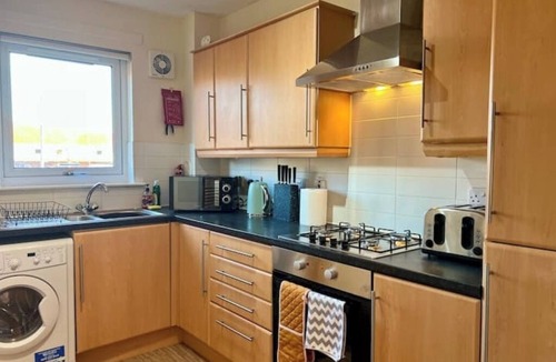 Cowlairs Apartment | Sleek & Modern 2BR | Easy Access to City Centre