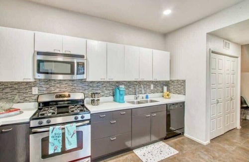 Biggs Field Apartment | Sleek Modern 4BR Near Fort Bliss
