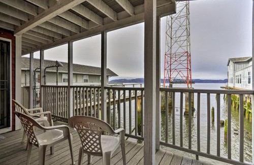 Astoria Apartment | Sleek Riverfront Condo on Pier in Downtown Astoria