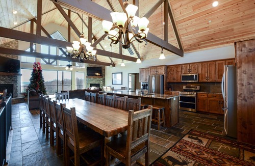 Indian Point House | Sleep 36 - 16 King Beds - Indoor Pool - Right by SDC - Vanessa's Vacation Homes