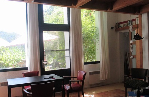 Le Vigan House | Sleep at school in a guest house