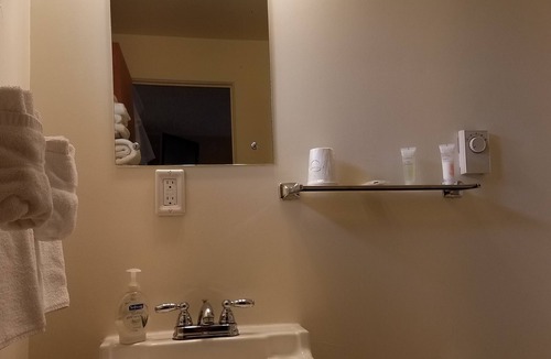 Sidney Hotel | Sleep For Less Motel