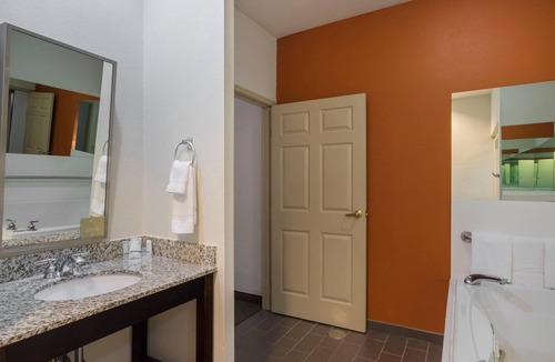 Danville Hotel | Sleep Inn And Suites Danville