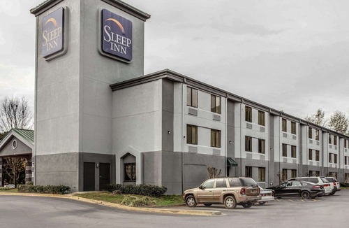 Greenville - Spartanburg Hotel | Sleep Inn at Greenville Convention Cente