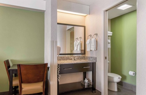 Carlisle Hotel | Sleep Inn Carlisle South