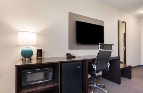 Camden Hotel | Sleep Inn East Camden