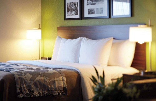 Emerald Park Hotel | Sleep Inn Regina East