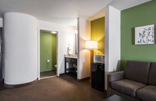 St. Charles Hotel | Sleep Inn Saint Charles North