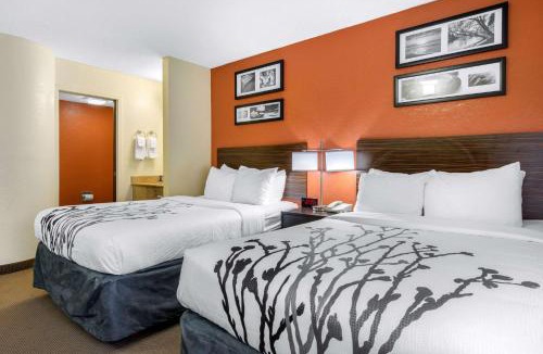Bayou Oaks Hotel | Sleep Inn Sarasota North
