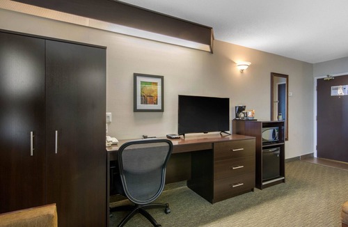 Sault Ste. Marie Hotel | Sleep Inn Sault Ste. Marie