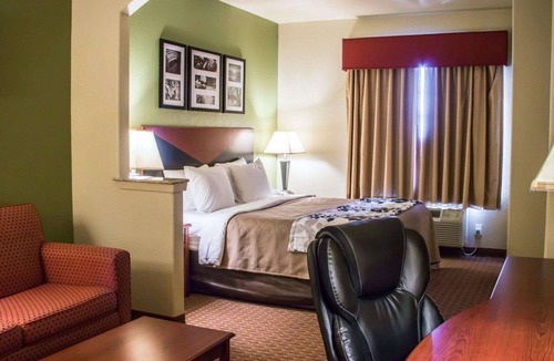 Wetmore Hotel | Sleep Inn & Suites at Six Flags