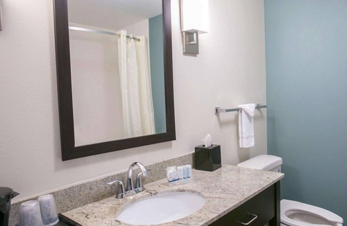 Wells Branch Hotel | Sleep Inn & Suites Austin North-Pflugerville