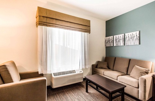 Bryan Hotel | Sleep Inn & Suites Bryan - College Station