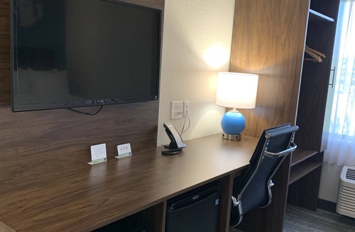 California Hotel | Sleep Inn & Suites California MD