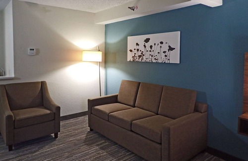 California Hotel | Sleep Inn & Suites California MD