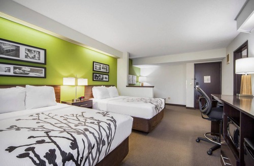 Columbus Hotel | Sleep Inn & Suites Columbus, NE