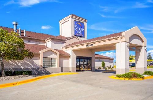 Columbus Hotel | Sleep Inn & Suites Columbus, NE