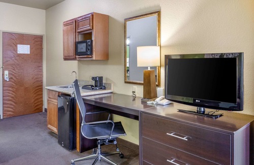 Hewitt Hotel | Sleep Inn & Suites Hewitt - South Waco