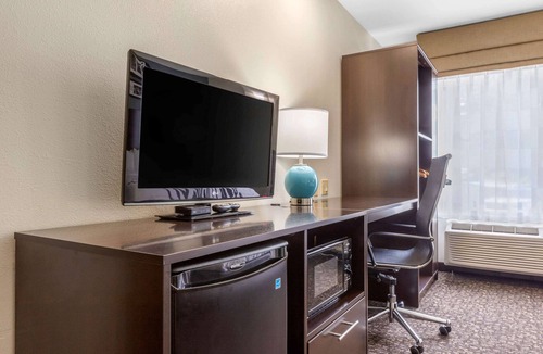 Johnson City Hotel | Sleep Inn & Suites Johnson City